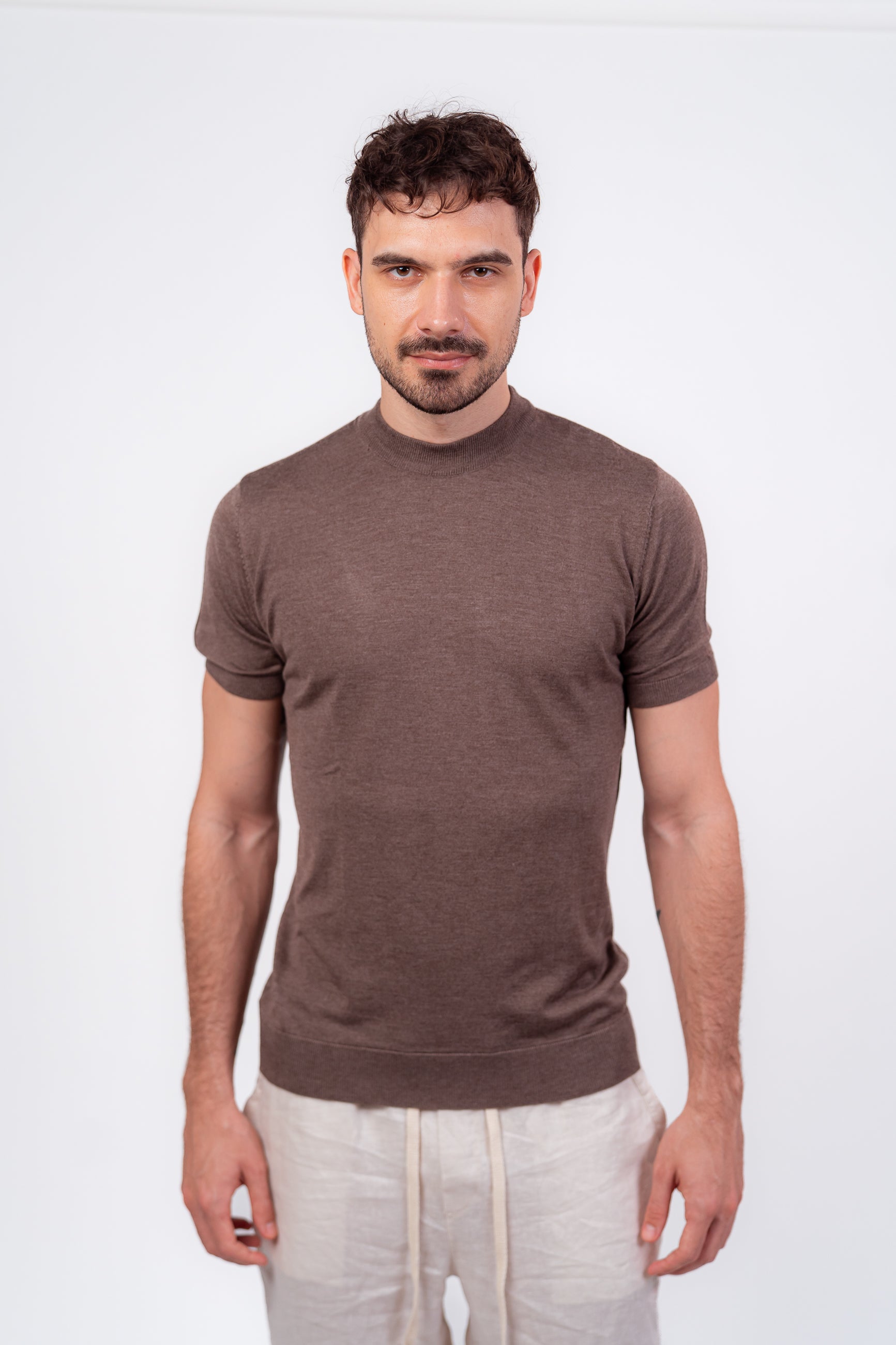 Classic Round Brown