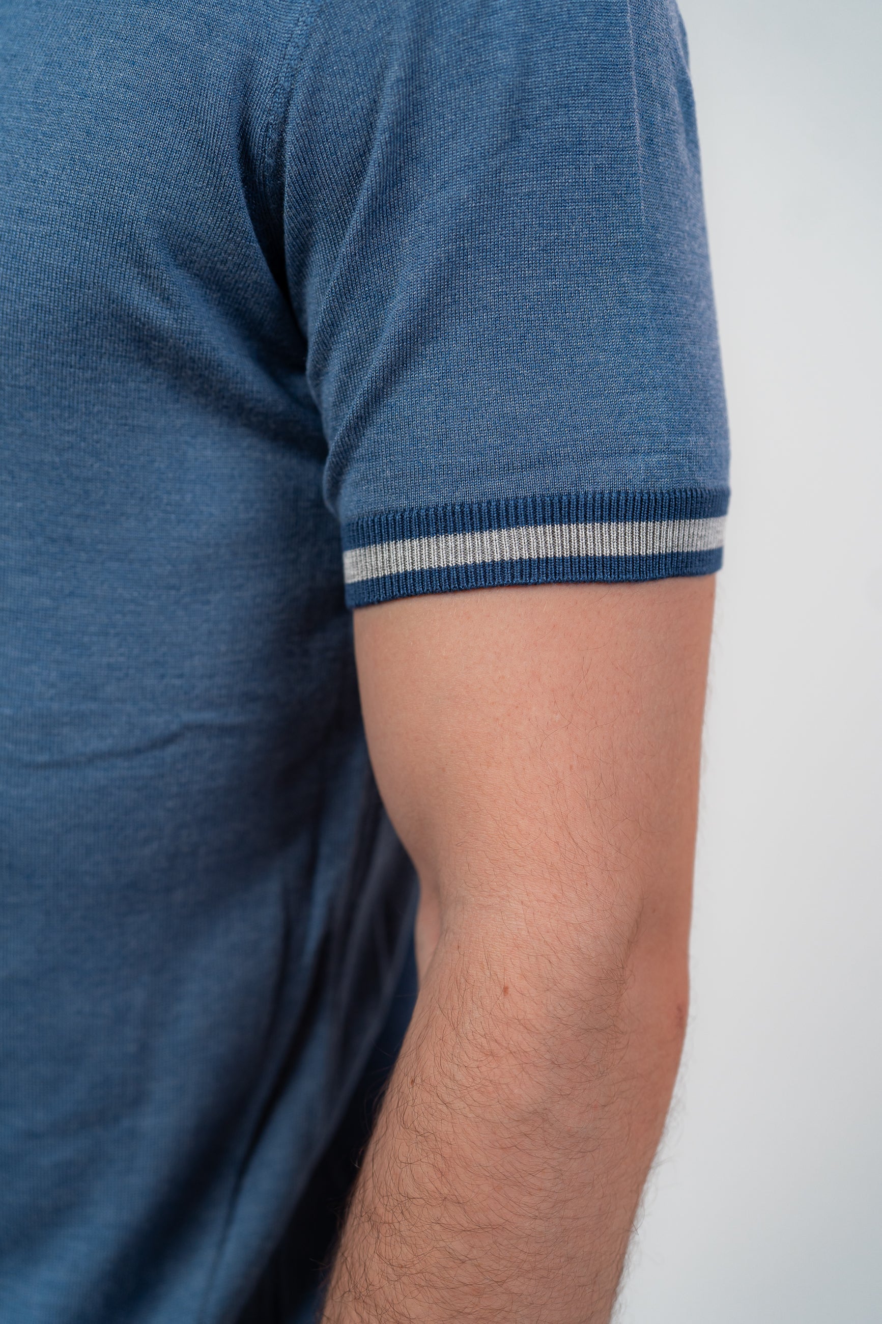 Lined Round Tshirt Dark Blue