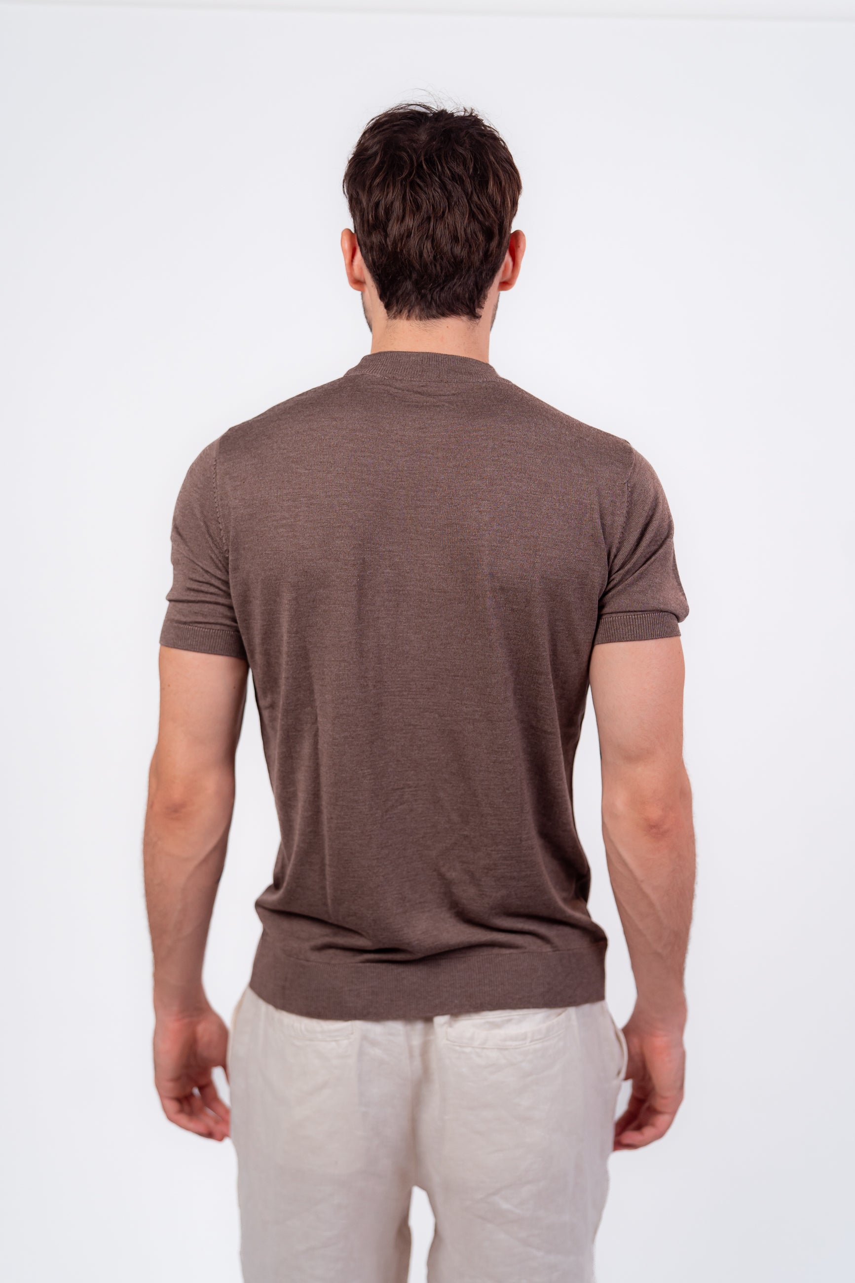 Classic Round Brown